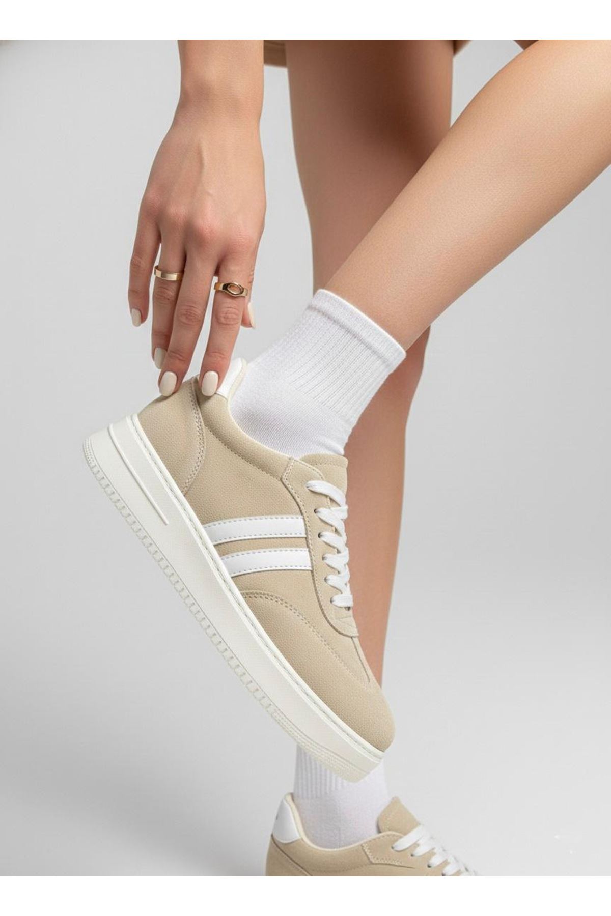 Kadın Mona Bağcıklı Ortopedik  Hafif Taban Günlük Sneaker