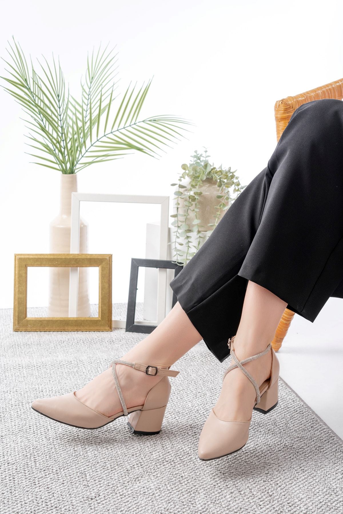 Kadın Lara Cilt Klasik Topuklu Ayakkabı MR5103