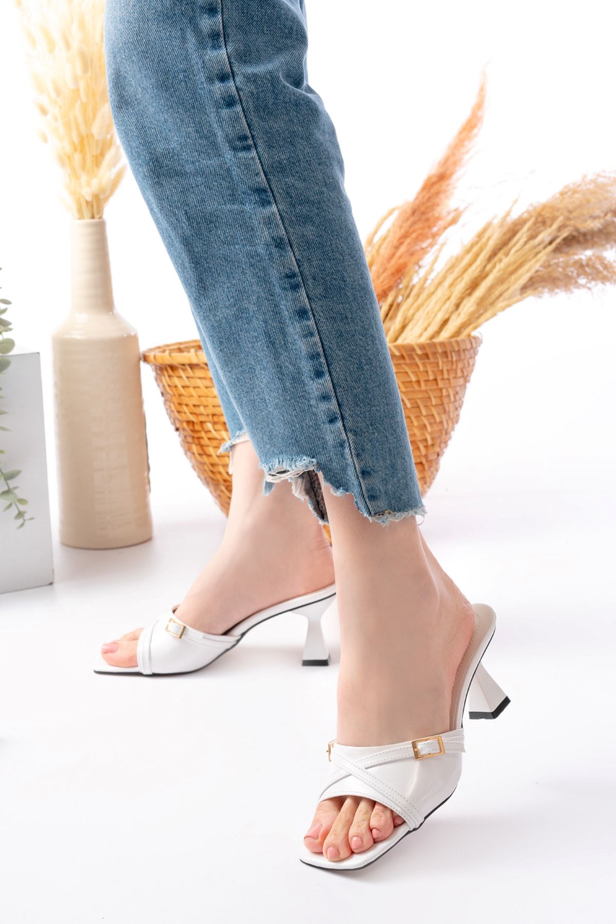 Kadın Larmina Rugan Klasik Topuklu Terlik MR5105