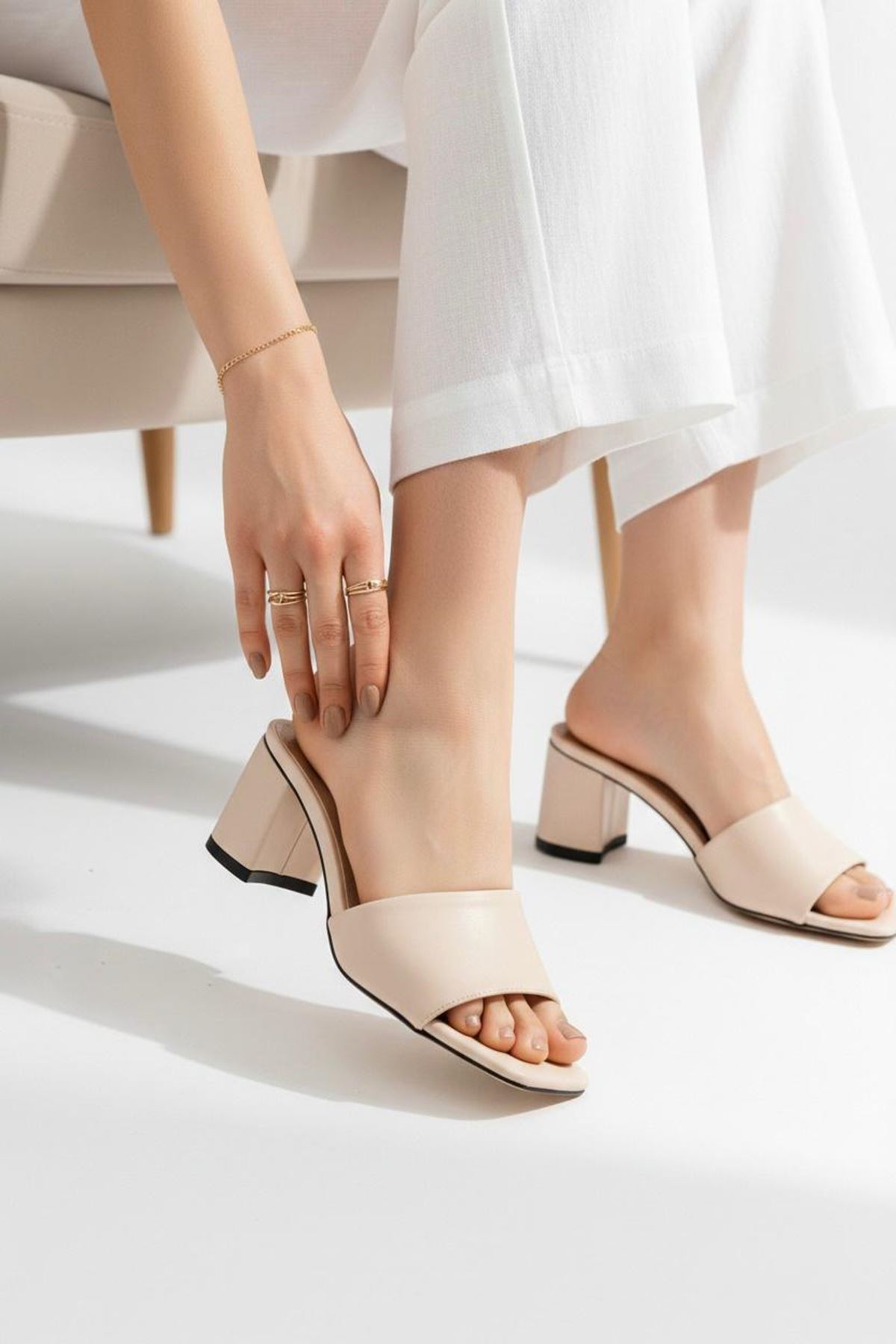 Kadın Diodore Topuklu Terlik MR5073