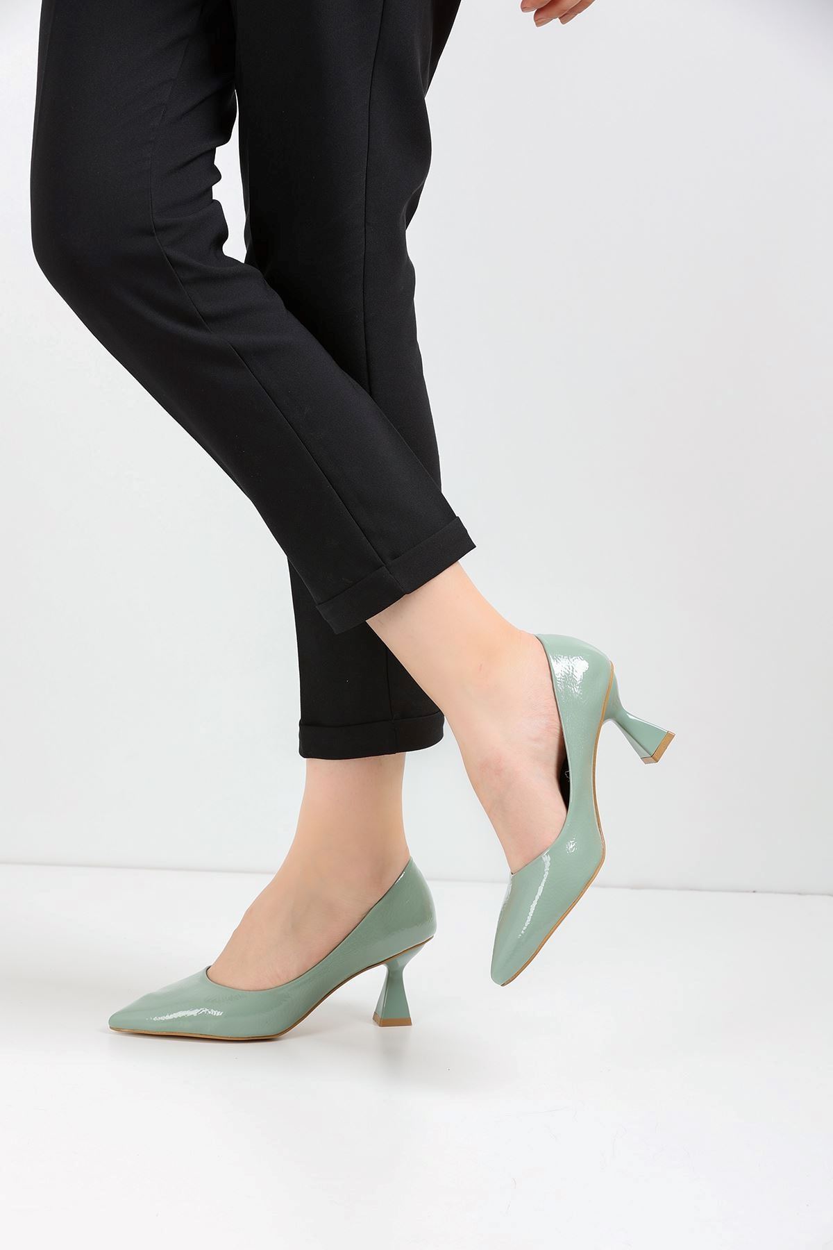 Kadın Bena Topuklu Ayakkabı Şampanya Stıletto MR5051