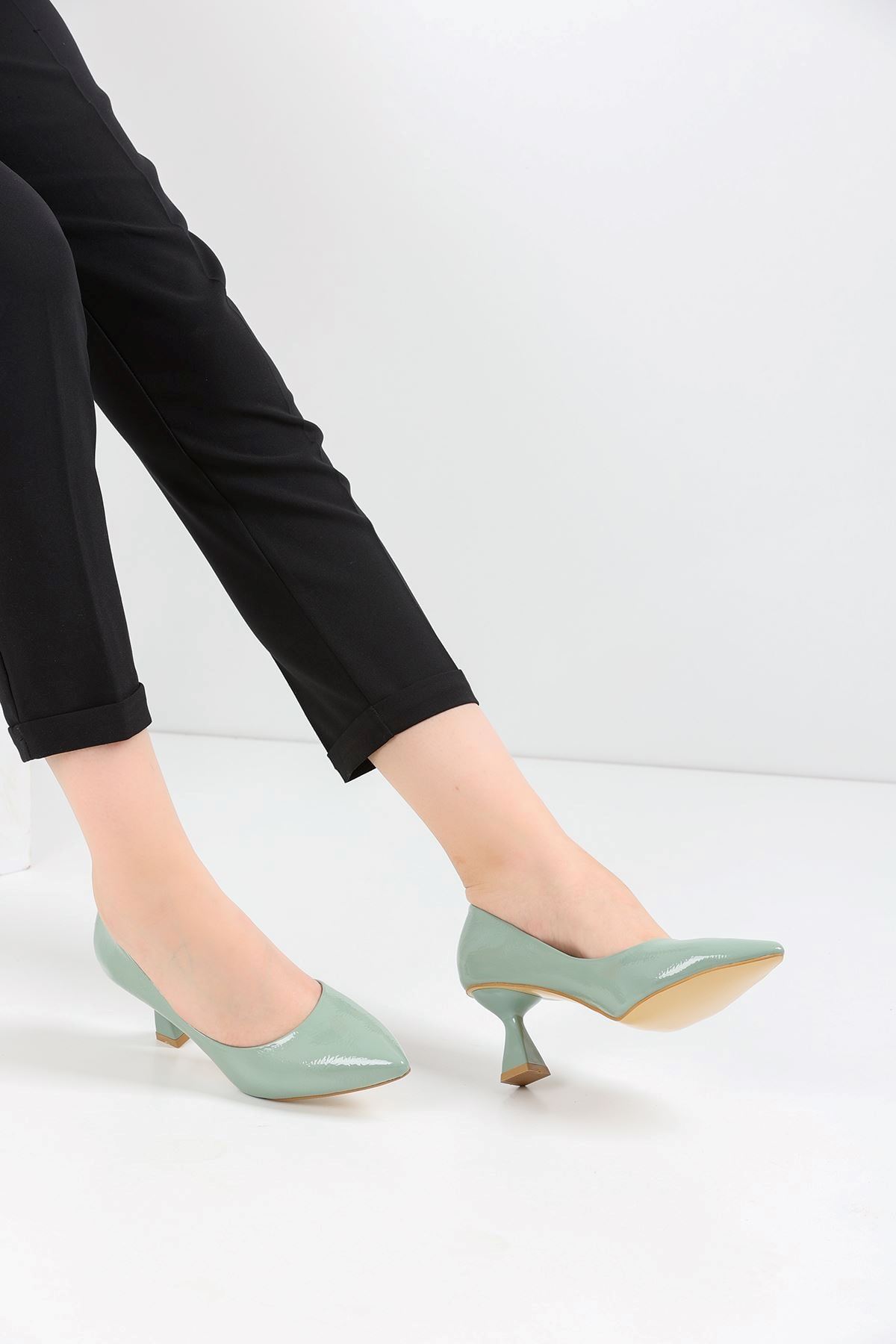 Kadın Bena Topuklu Ayakkabı Şampanya Stıletto MR5051