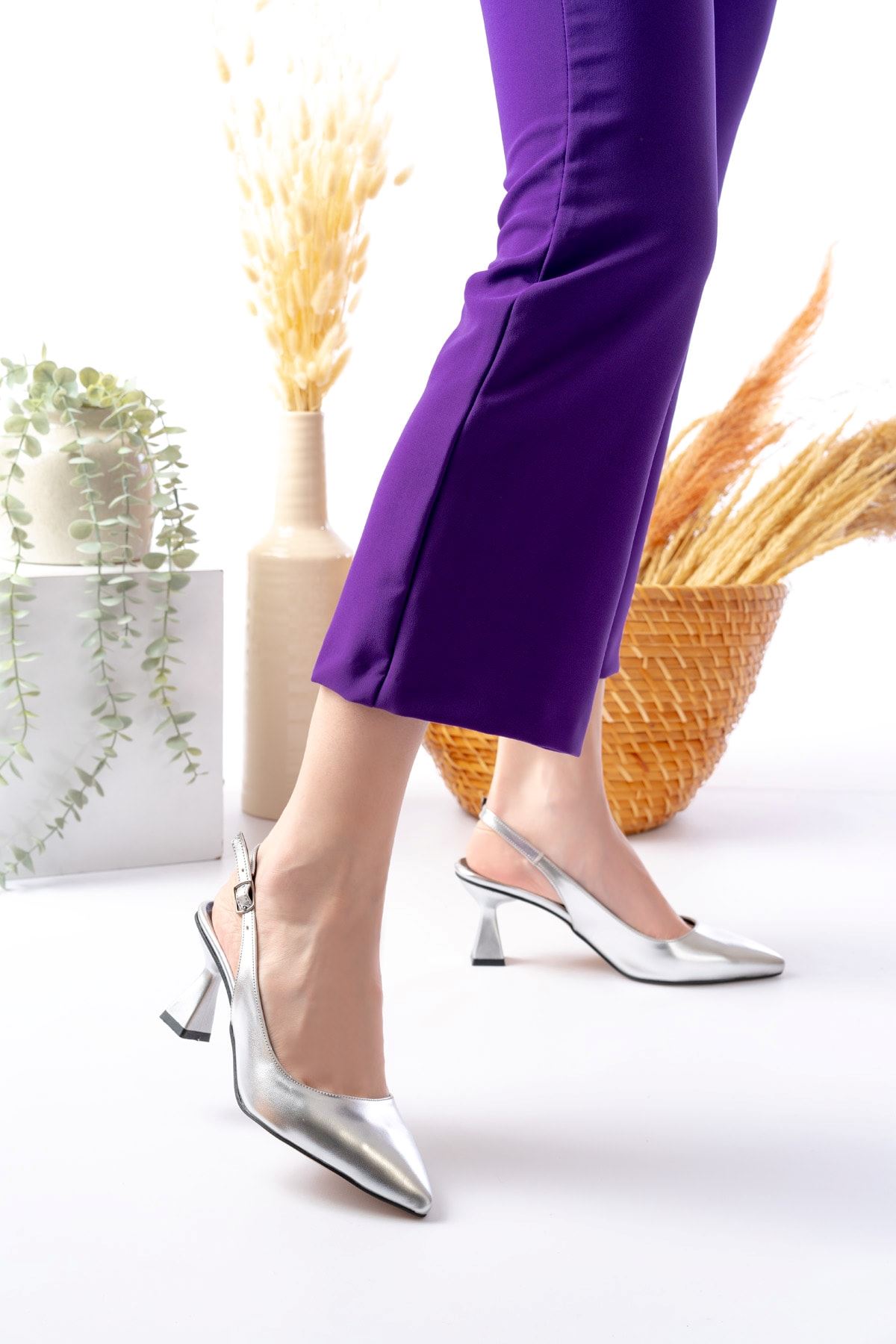 Kadın Harmony Arkası Açık Stiletto Ayakkabı Şampanya Topuk MR5090