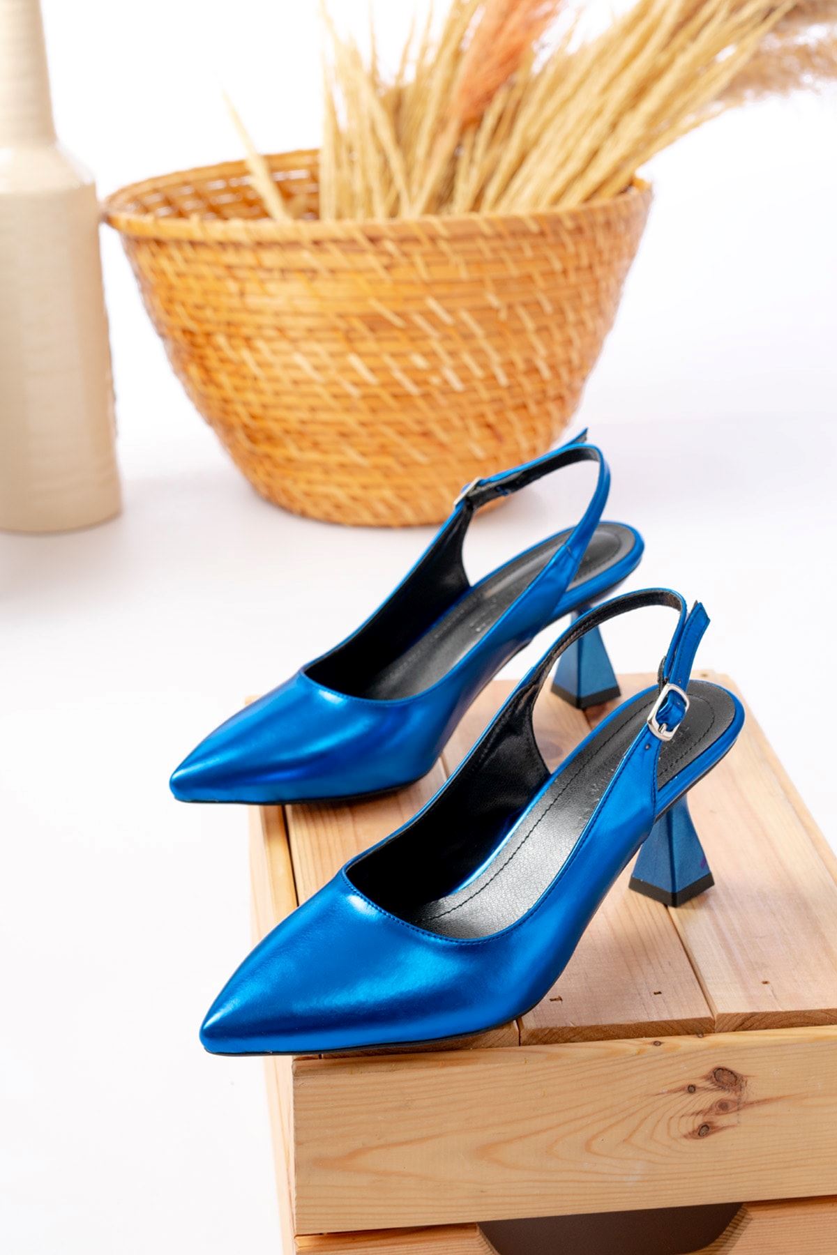 Kadın Harmony Arkası Açık Stiletto Ayakkabı Şampanya Topuk MR5090