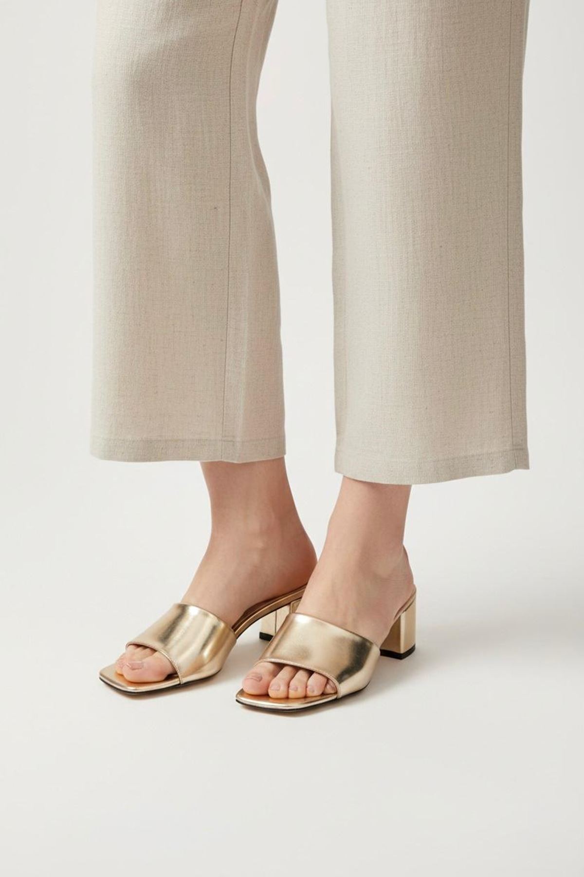 Kadın Diodore Topuklu Terlik MR5073