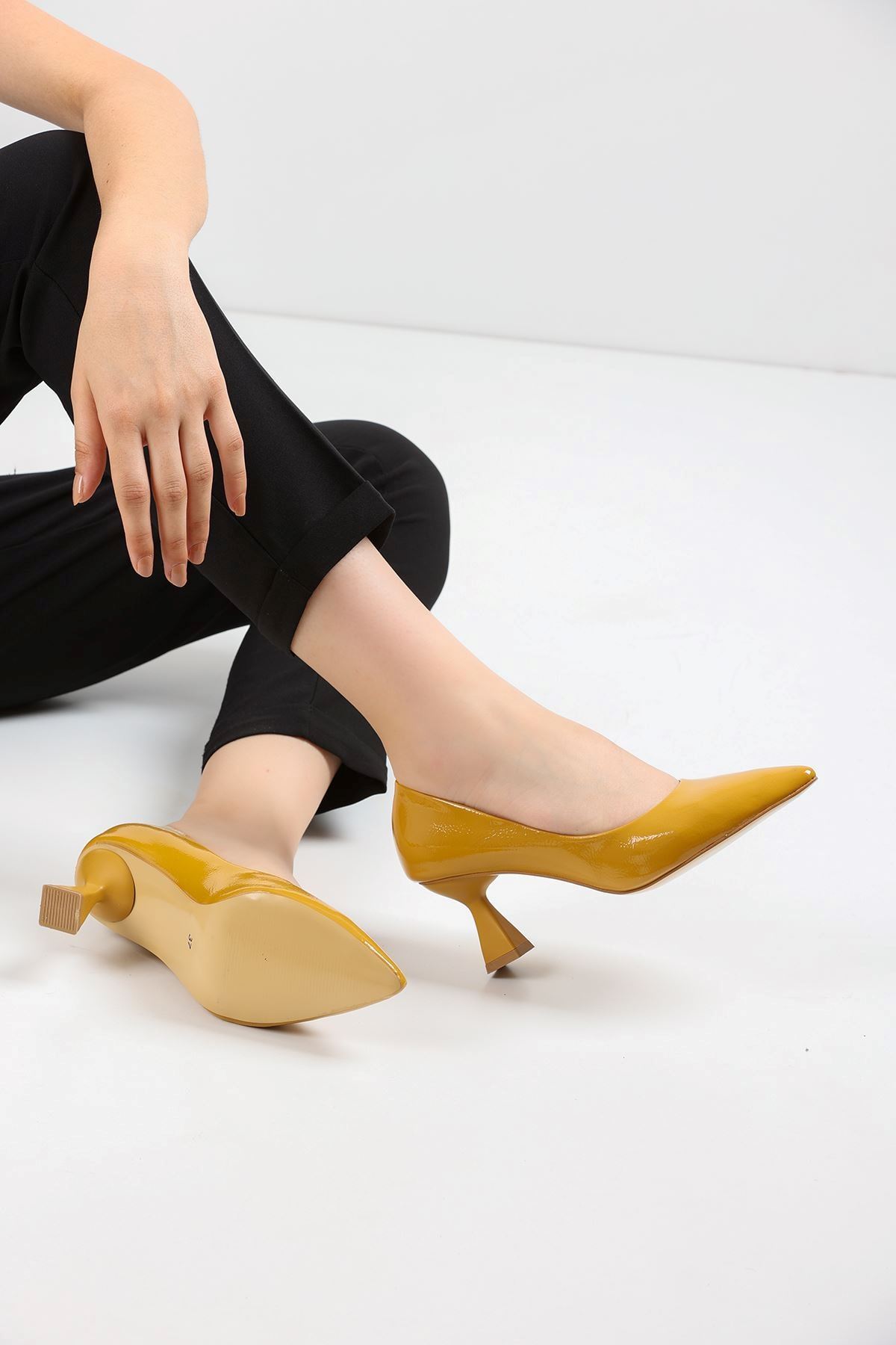 Kadın Bena Topuklu Ayakkabı Şampanya Stıletto MR5051