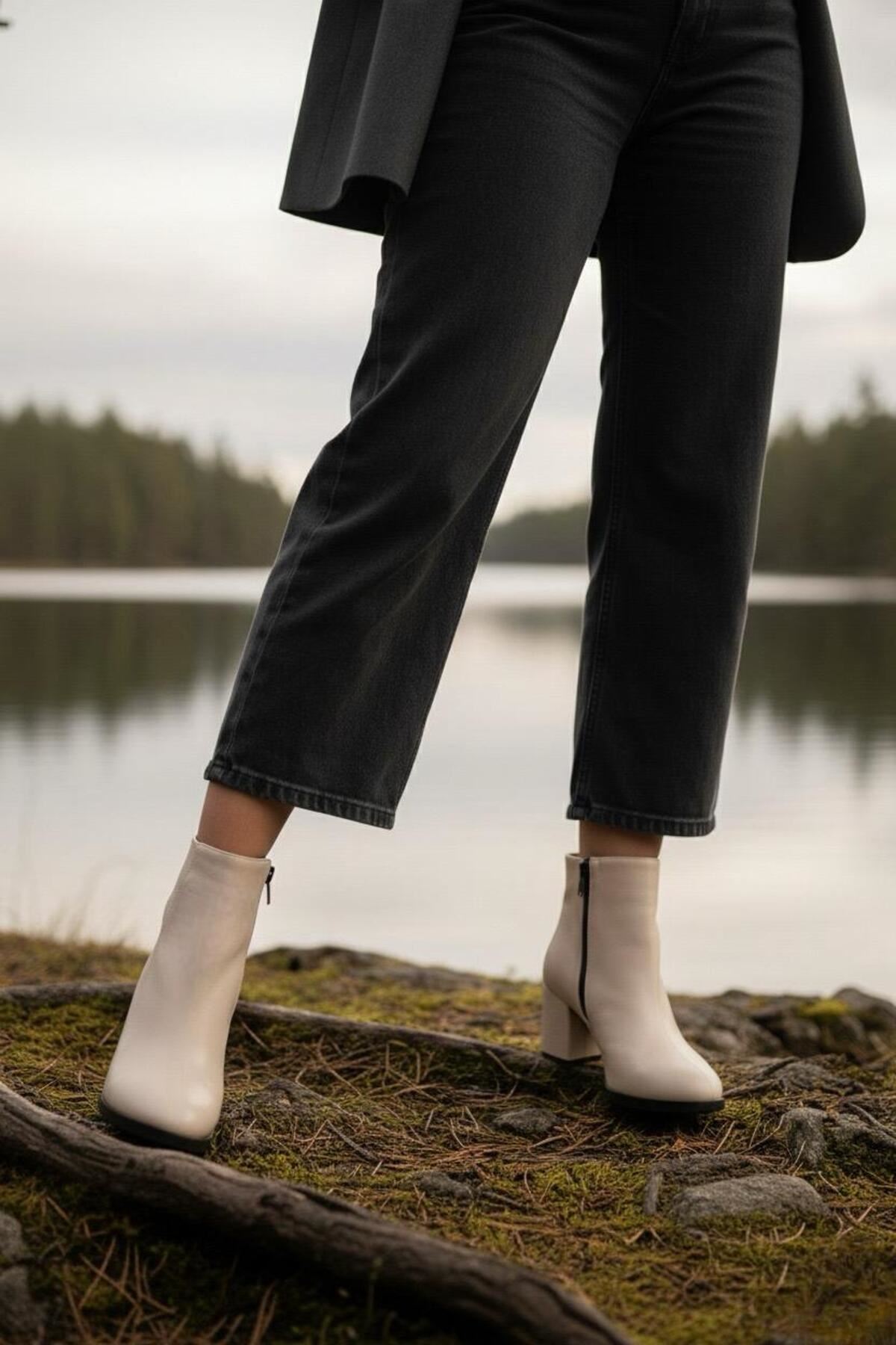 Kadın Liva Düz Topuklu Kısa Bot MR5112