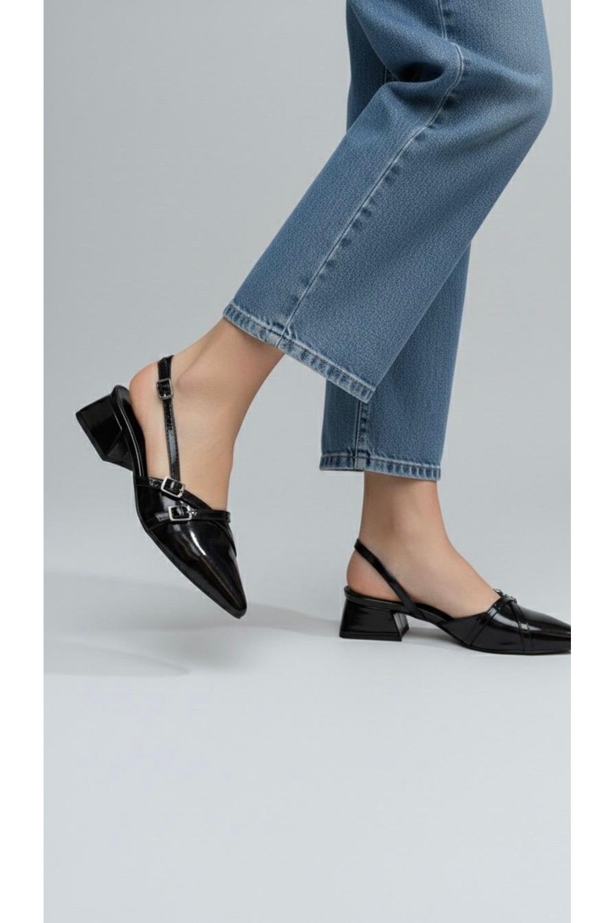 Kadın Beatris Çift Bantlı Sivri Burun Kısa Topuk Günlük Babet Klasik Ayakkabı