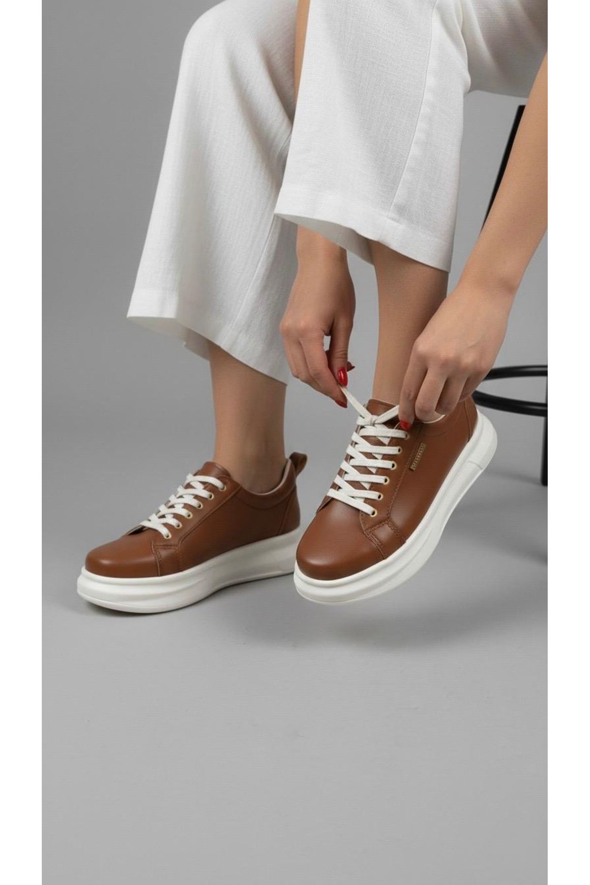 Kadın Less Kalın Tabanlı Ortopedik Günlük Sneaker