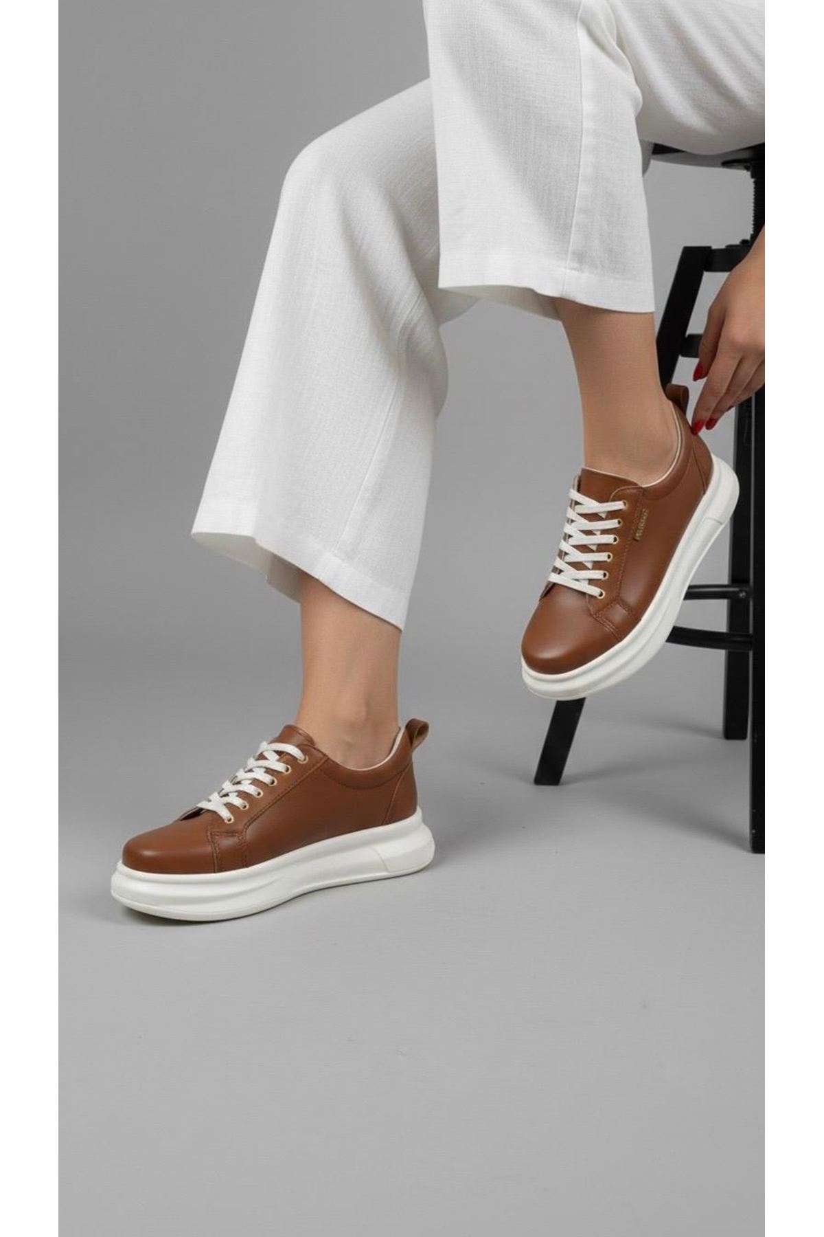 Kadın Less Kalın Tabanlı Ortopedik Günlük Sneaker