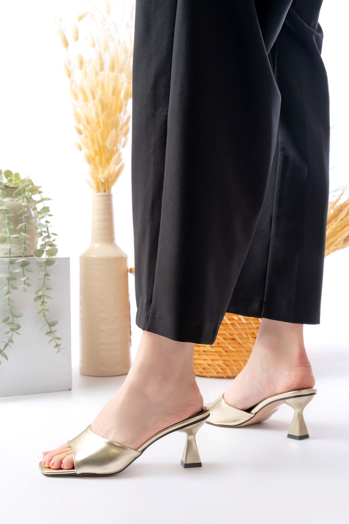 Kadın Lena Metalik Zara Cilt Terlik MR5107