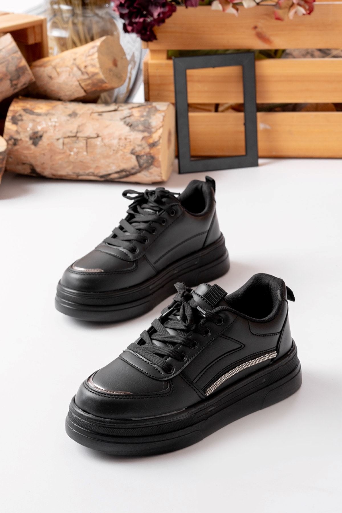 Garantili Elinda Günlük Ortopedik Kadın Sneaker Spor Ayakkabı MR5025