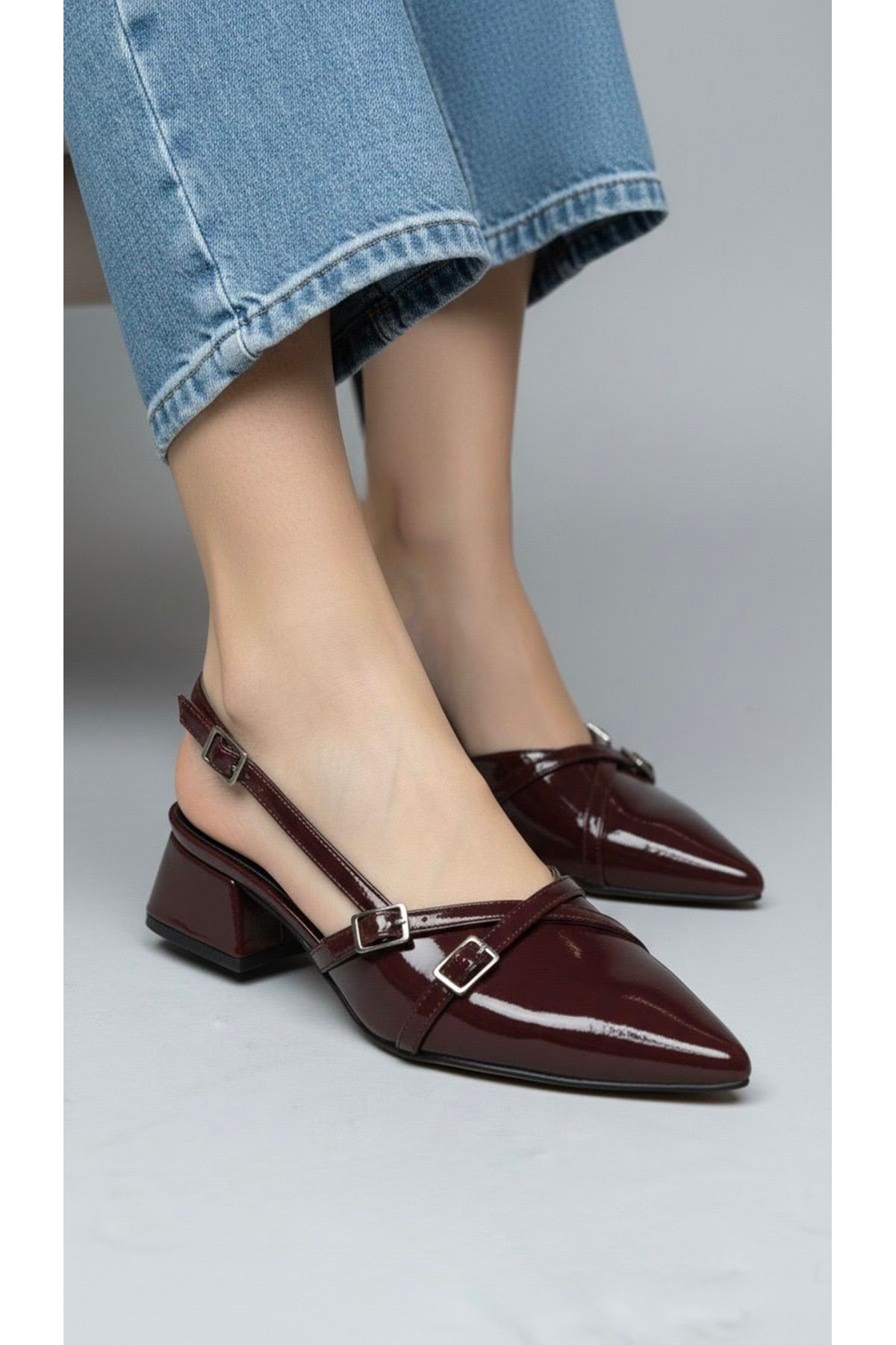 Kadın Beatris Çift Bantlı Sivri Burun Kısa Topuk Günlük Babet Klasik Ayakkabı