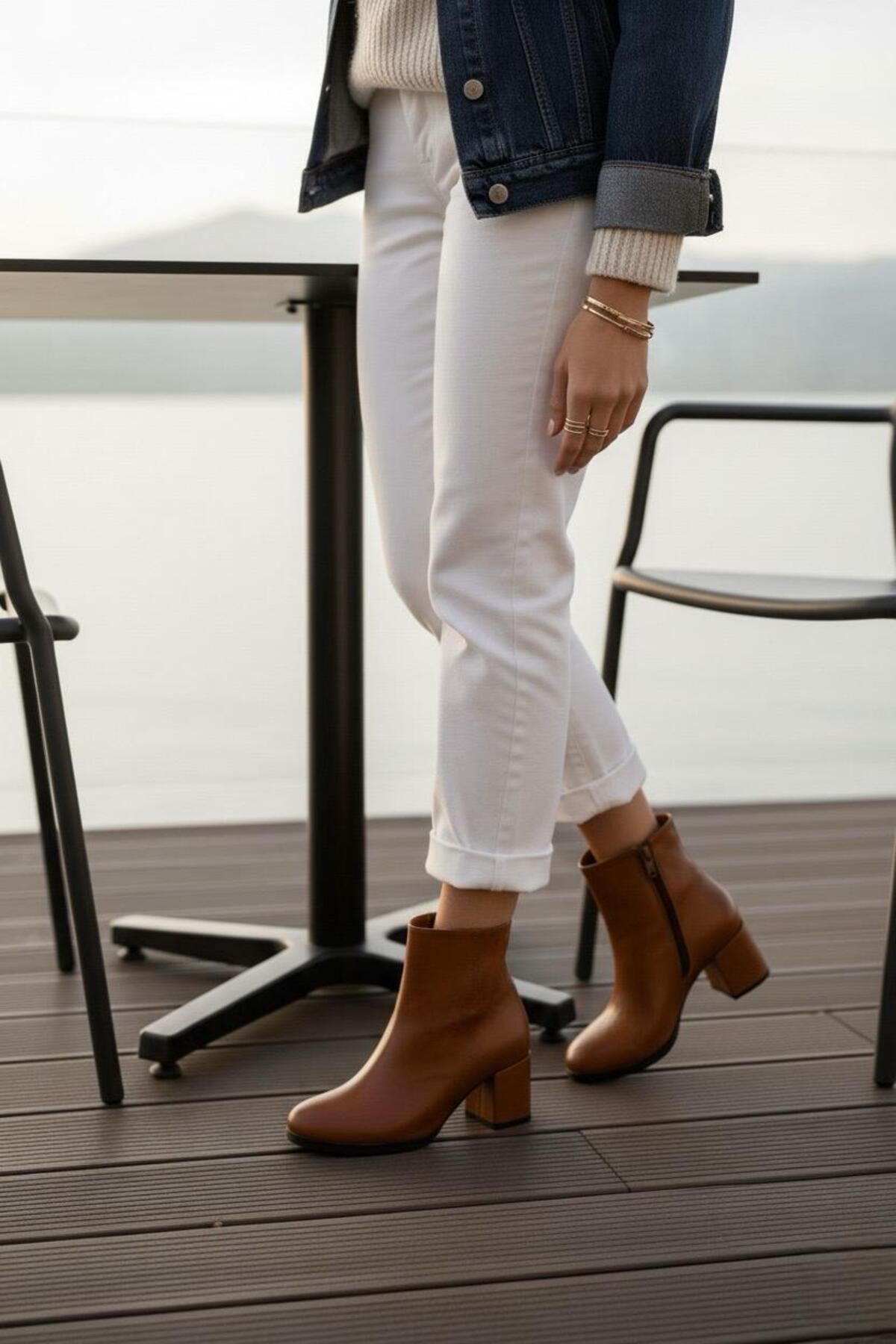 Kadın Liva Düz Topuklu Kısa Bot MR5112