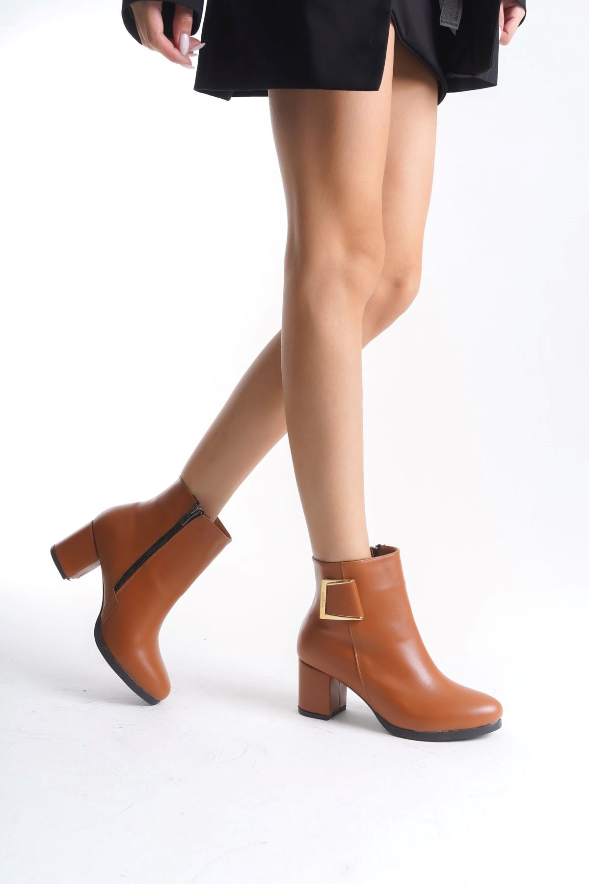 Kadın Atina Cilt Toka Detaylı Topuklu kısa Bot MR5046