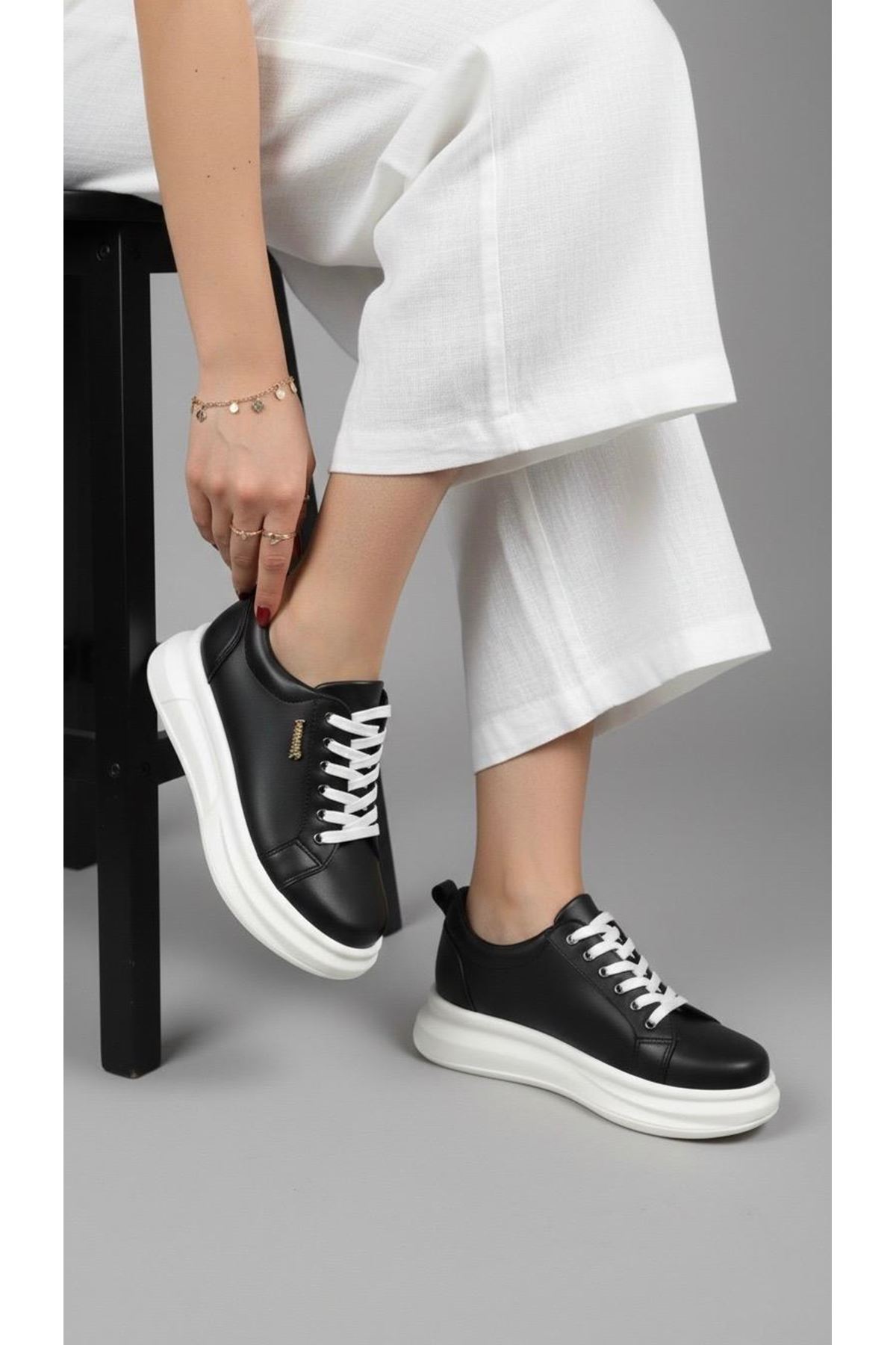 Kadın Less Kalın Tabanlı Ortopedik Günlük Sneaker