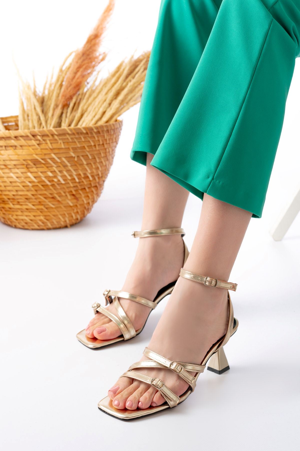 Kadın Adel Topuklu Sandalet MR5033