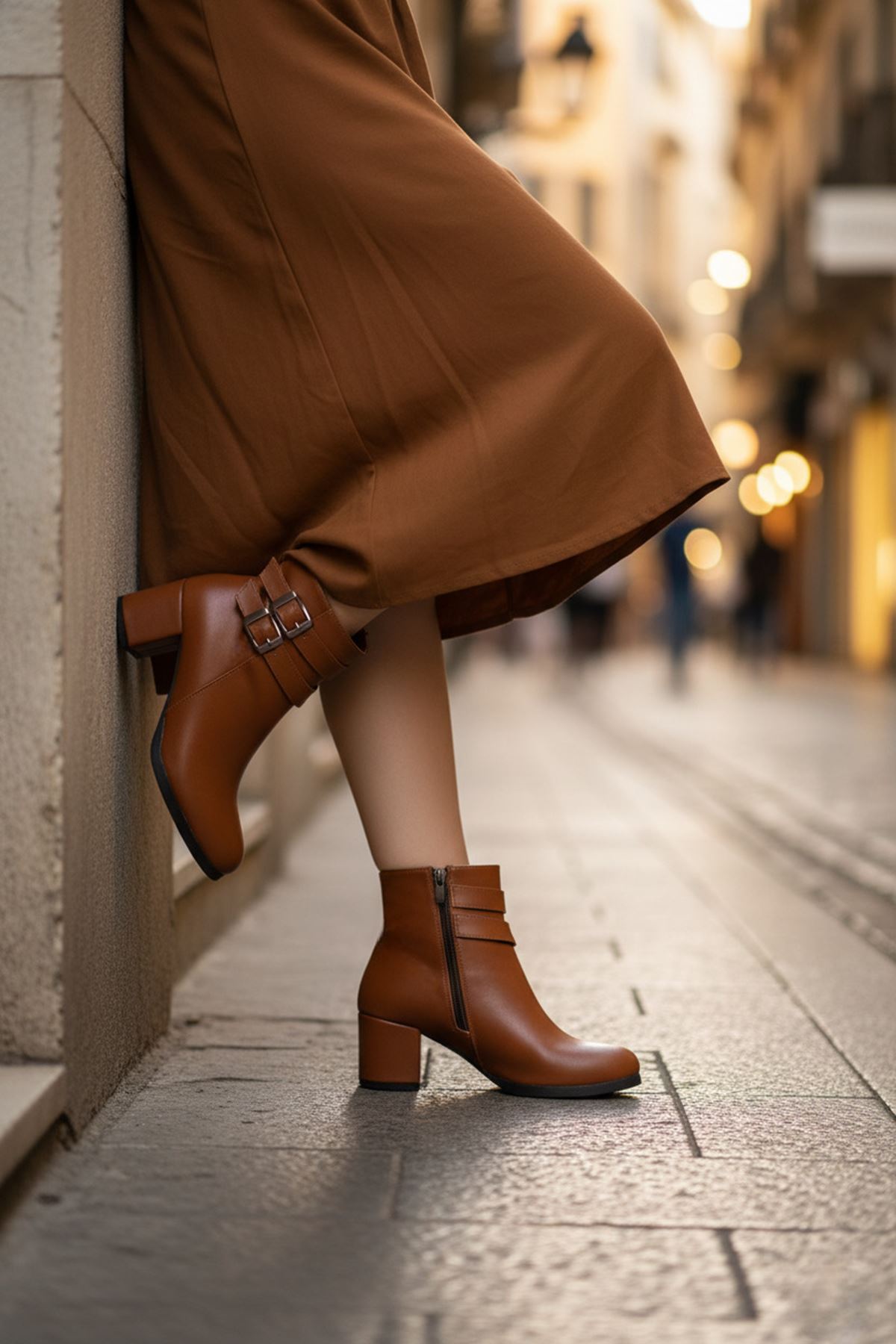 Kadın Hermina Çift Tokalı Kısa Bot MR5092