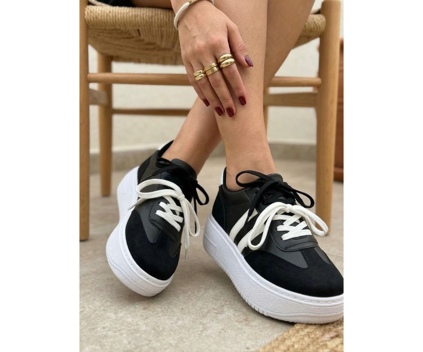  Kadın Vega Siyah Çift Bağcıklı Ortopedik Rahat ve Hafif Taban Sneaker