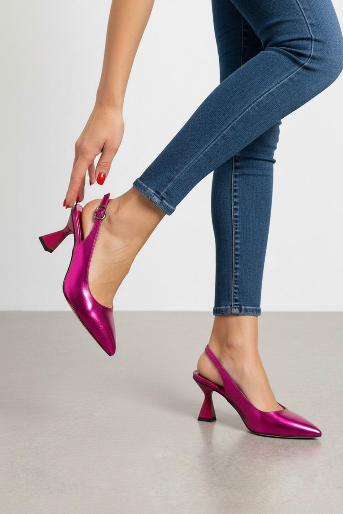 Kadın Harmony Arkası Açık Stiletto Ayakkabı Şampanya Topuk MR5090
