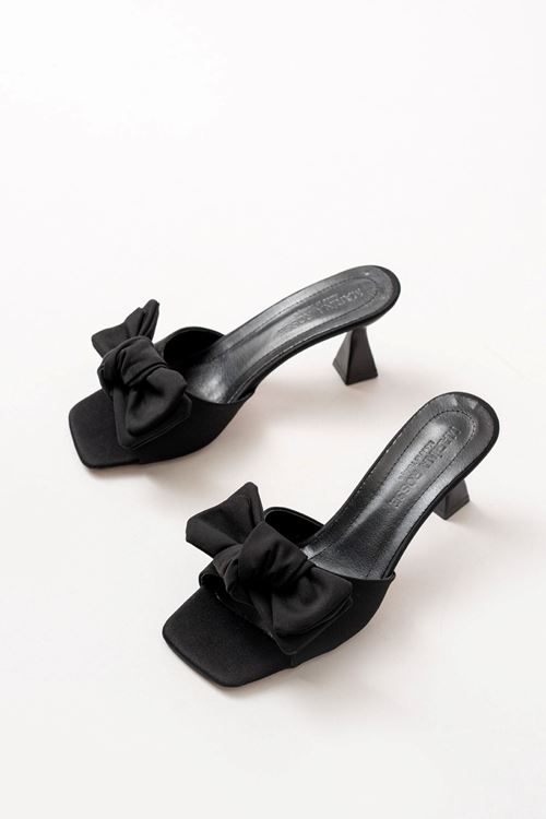 Kadın Berra Fiyonk Detaylı Terlik MR5052