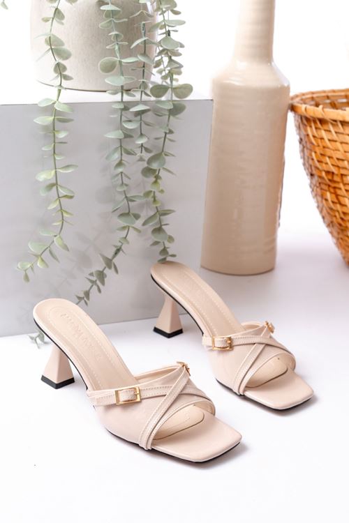 Kadın Larmina Rugan Klasik Topuklu Terlik MR5105