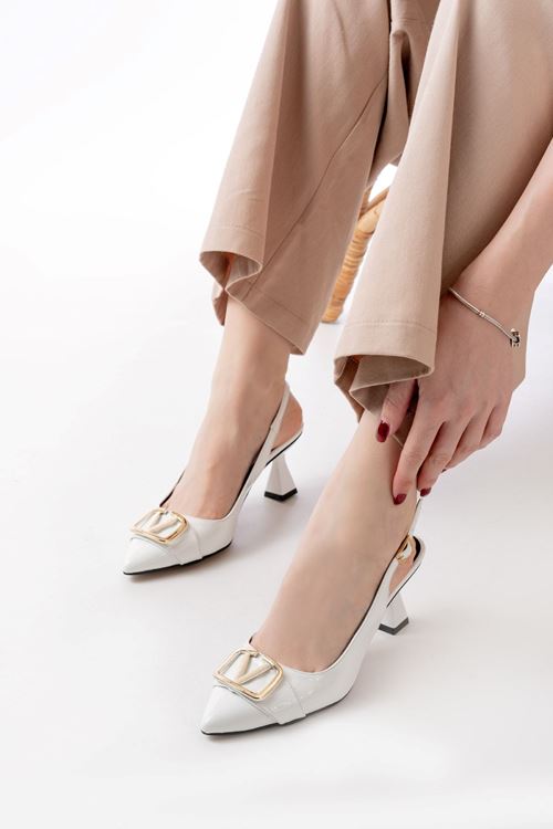 Kadın Sante Toka Detaylı Şampanya Topuk Ayakkabı MR5164