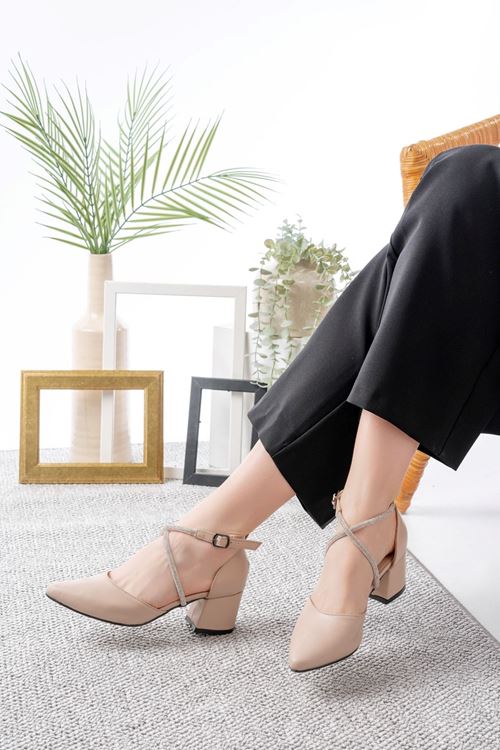 Kadın Lara Cilt Klasik Topuklu Ayakkabı MR5103