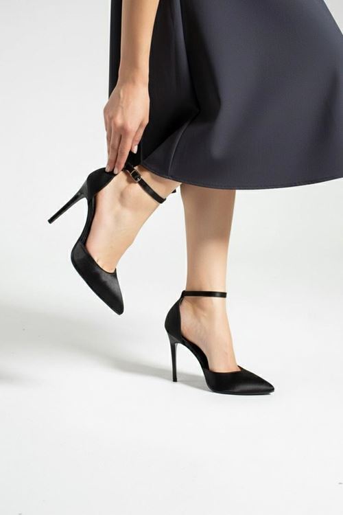 Kadın Monica Bilek Bantlı Yüksek İnce Topuklu Siyah Saten Stiletto