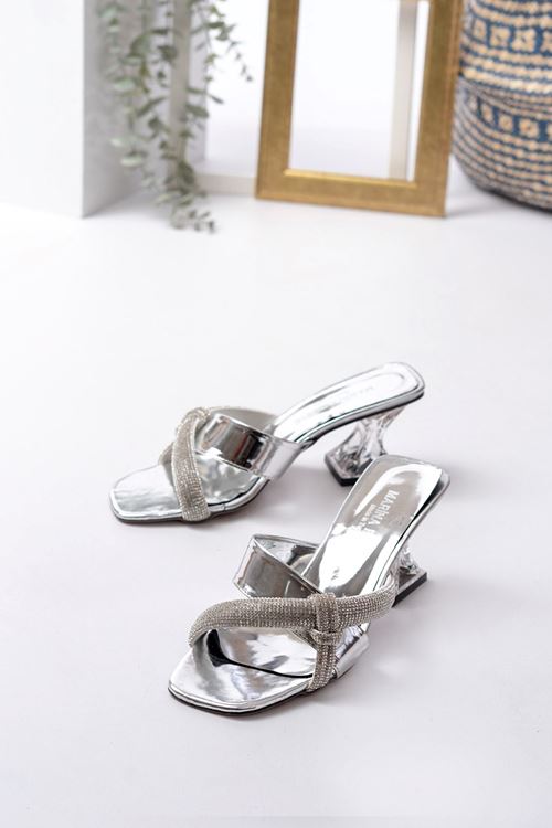 Kadın Mabelle Şeffaf Topuklu Terlik MR5124