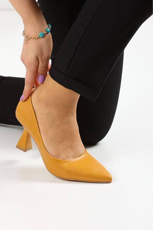 Kadın Bena Topuklu Ayakkabı Şampanya Stıletto MR5051