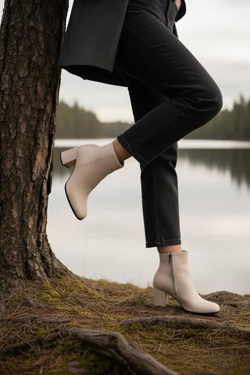 Kadın Liva Düz Topuklu Kısa Bot MR5112