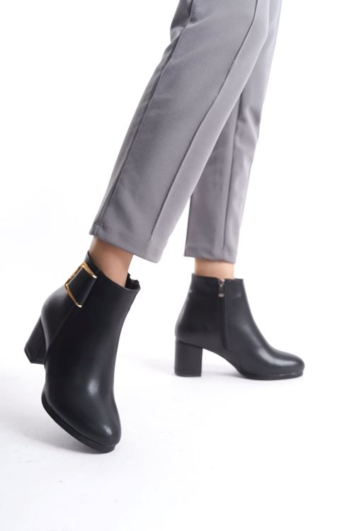 Kadın Atina Cilt Toka Detaylı Topuklu kısa Bot MR5046