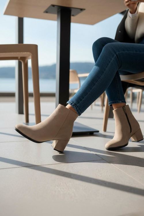 Kadın Liva Düz Topuklu Kısa Bot MR5112