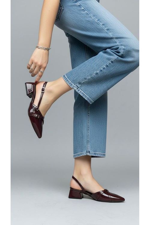 Kadın Beatris Çift Bantlı Sivri Burun Kısa Topuk Günlük Babet Klasik Ayakkabı