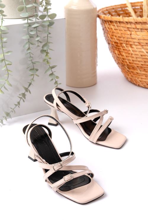 Kadın Adel Topuklu Sandalet MR5033