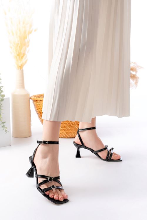 Kadın Adel Topuklu Sandalet MR5033