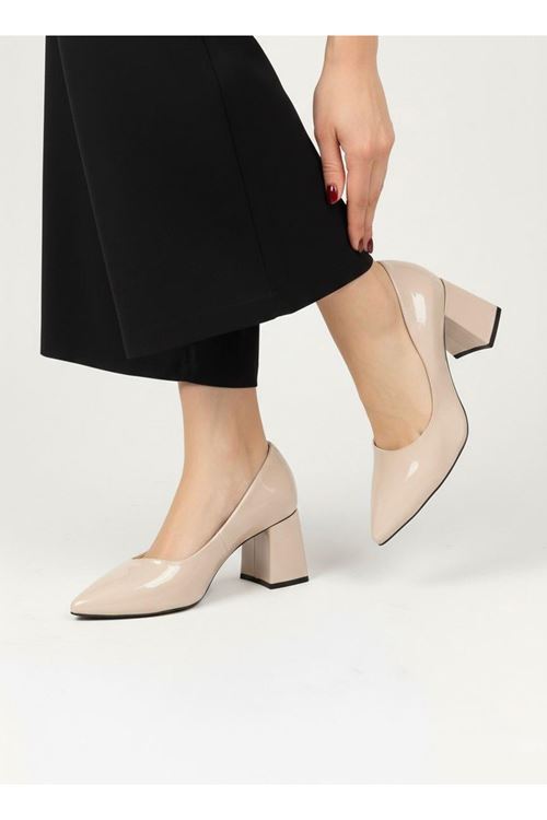 Kadın Siena Sivri Burun Blok Topuklu Klasik Ayakkabı