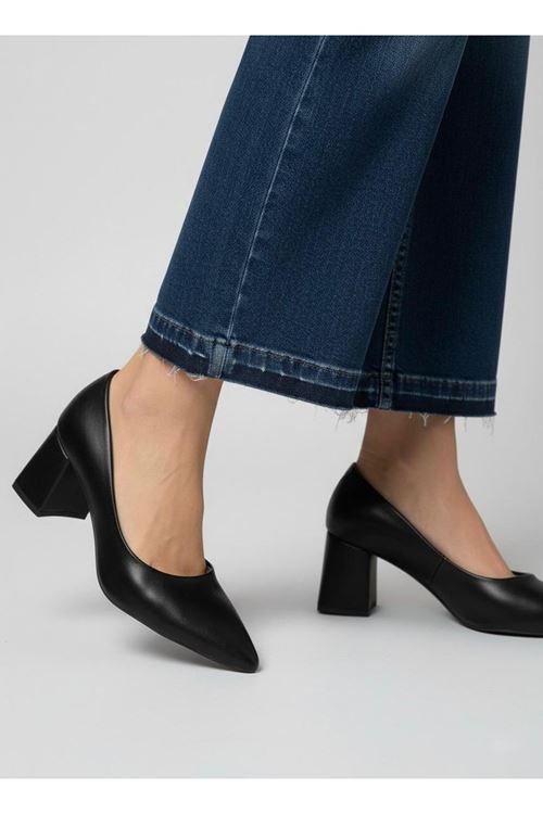 Kadın Siena Sivri Burun Blok Topuklu Klasik Ayakkabı