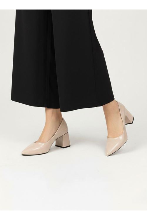 Kadın Siena Sivri Burun Blok Topuklu Klasik Ayakkabı