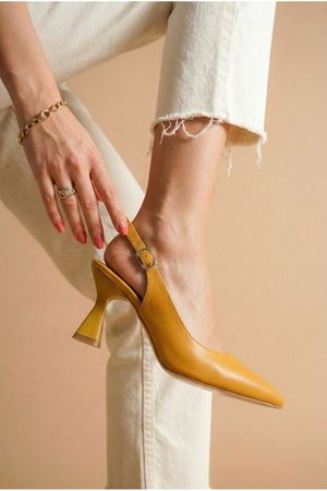 Kadın Harmony Arkası Açık Stiletto Ayakkabı Şampanya Topuk MR5090